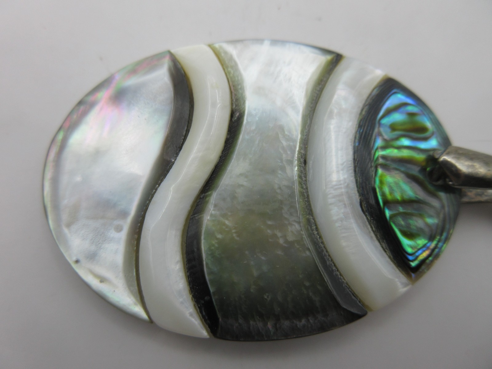 Lot of 2 Artisan Vintage Pendant Necklace MOP Mother of Pearl Abalone Sea Shell