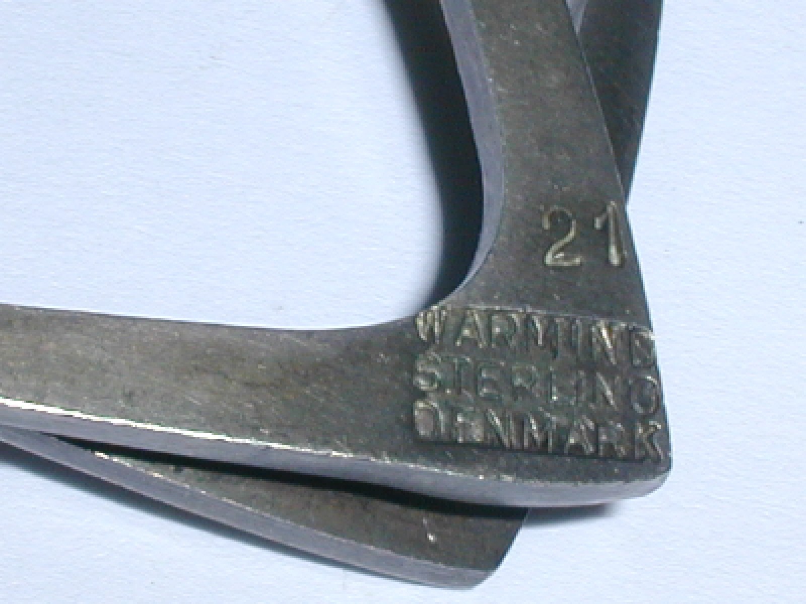 POUL WARMIND DENMARK STERLING SILVER LARGE MODERNIST DOUBLE TRIANGLE BROOCH #21!