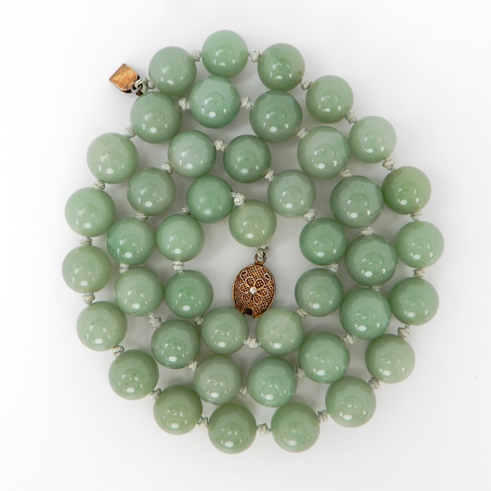 Vtg Green Jade Knotted 12mm Bead Necklace 24” .925 Silver Filigree Clasp 115 gr