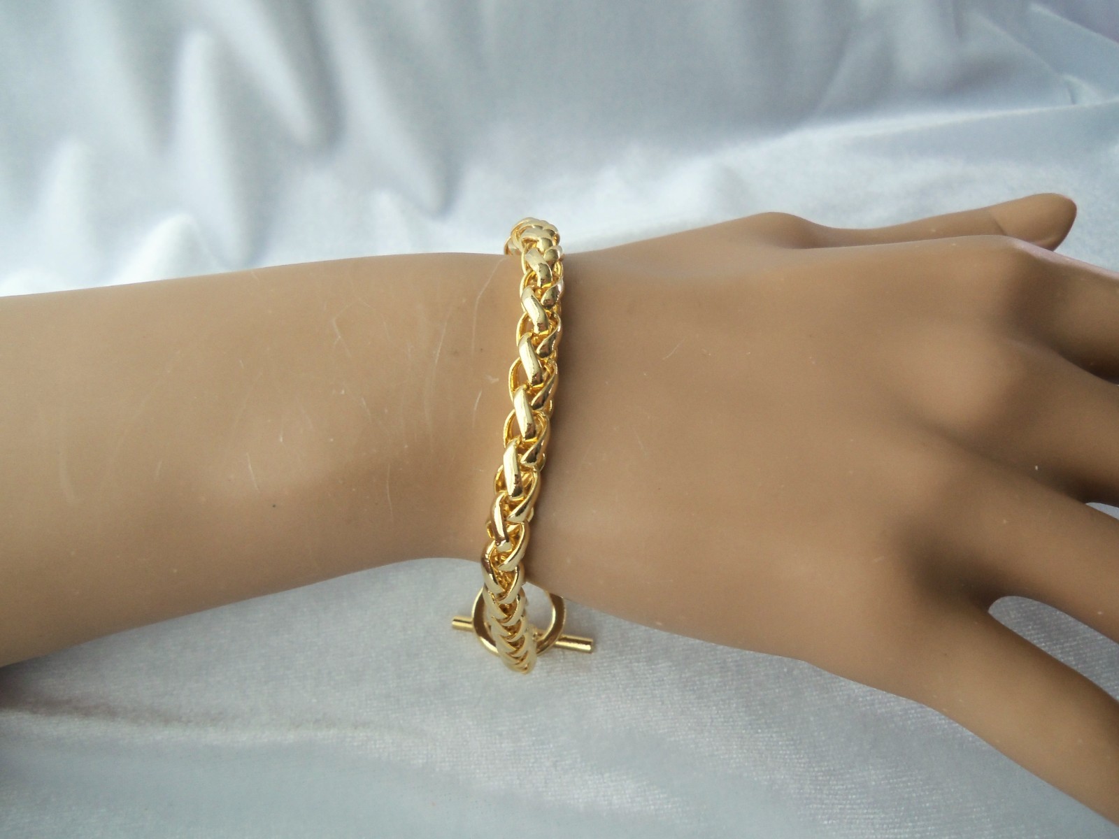 JNY Jones New York Gold Plated Spiga Wheat Chain Toggle Bracelet