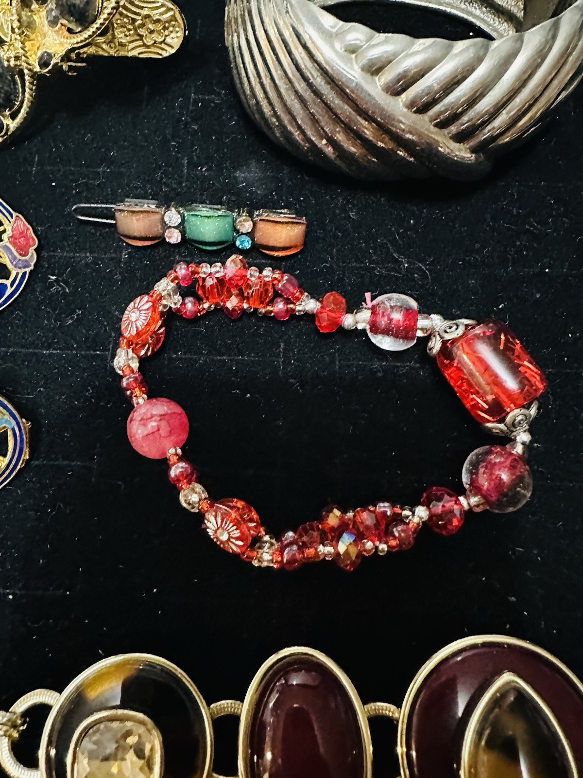 Vintage Lot Of 13 Pieces Costume Jewelry Bracelets Pins Hair Barrett’s