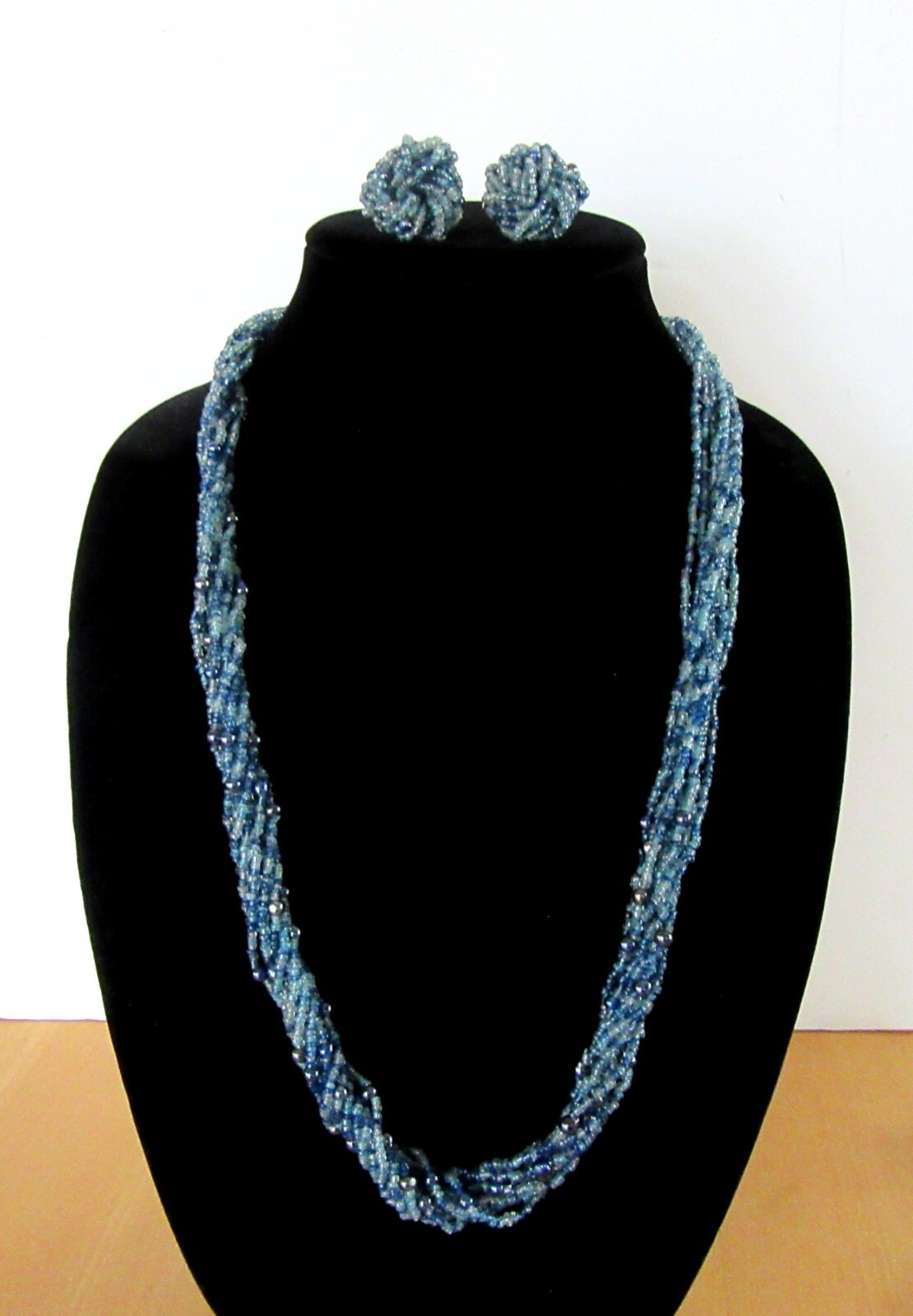 Vintage blue & gray torsade beaded necklace & clip on earrings MCM – Mid Century