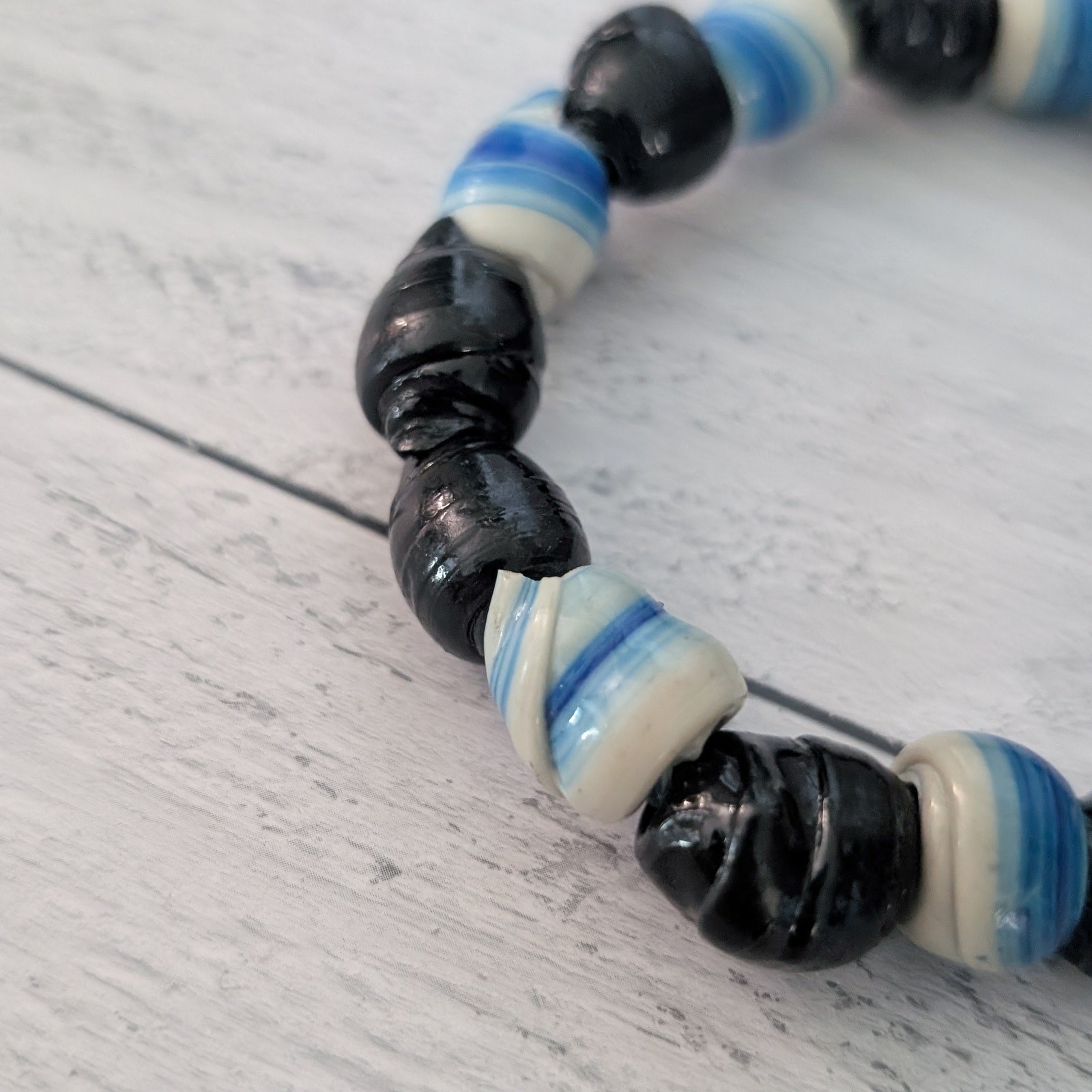 Vintage Stretch Bracelet – Blue, Cream, Black Tones