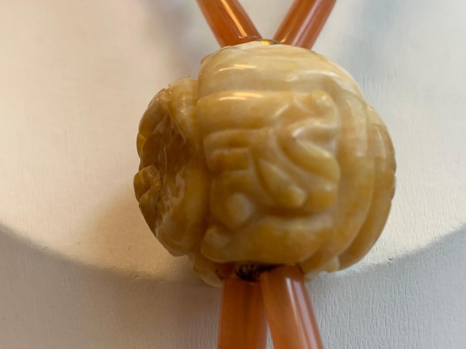 Vtg Jade Tigers Eye Necklace 23″ Fashion Jewelry Carved Pendant Hook Clasp