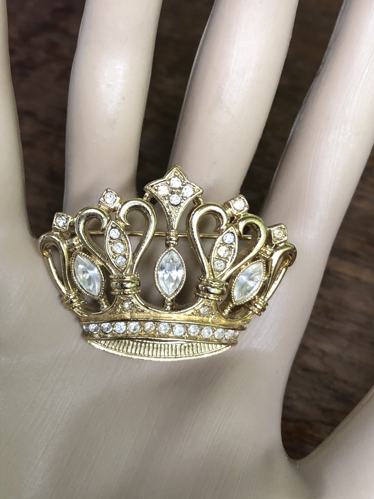 Estate Find, Signed KJL For Avon Crown With Rhinestones Brooch Pin