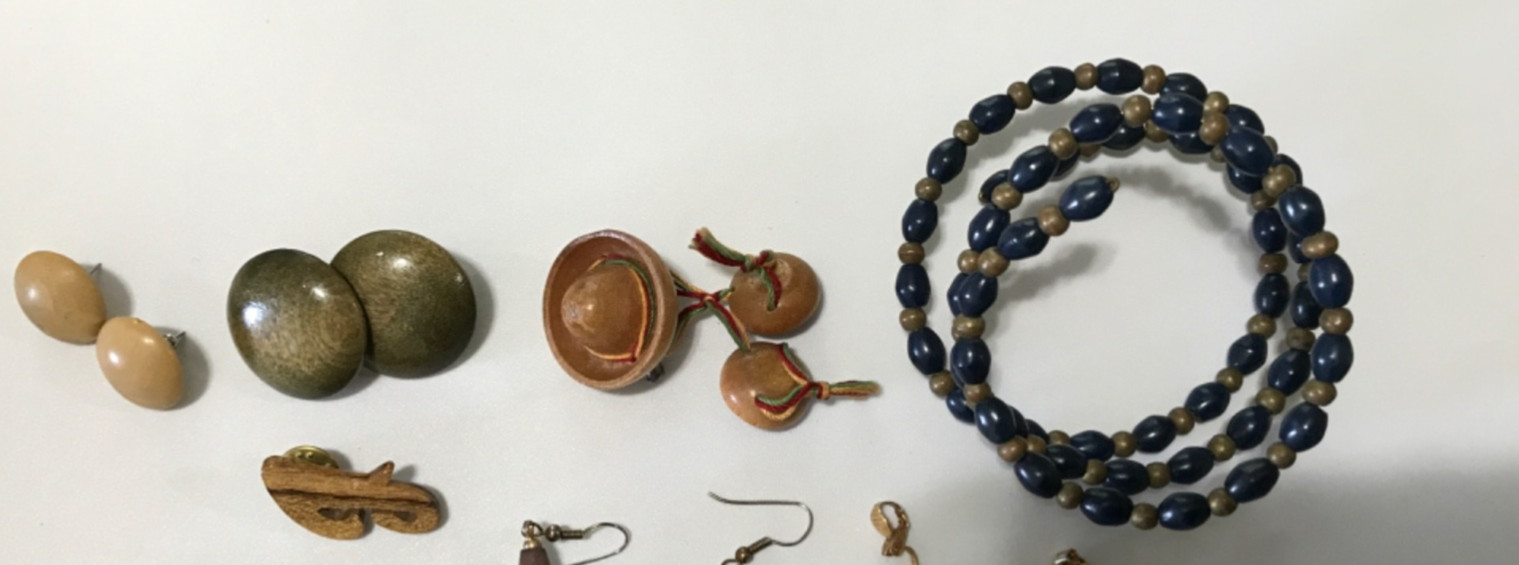 Vintage Unique MOD BOHO Wood Jewelry Necklace,Bracelets ,Earrings, Pins Lot