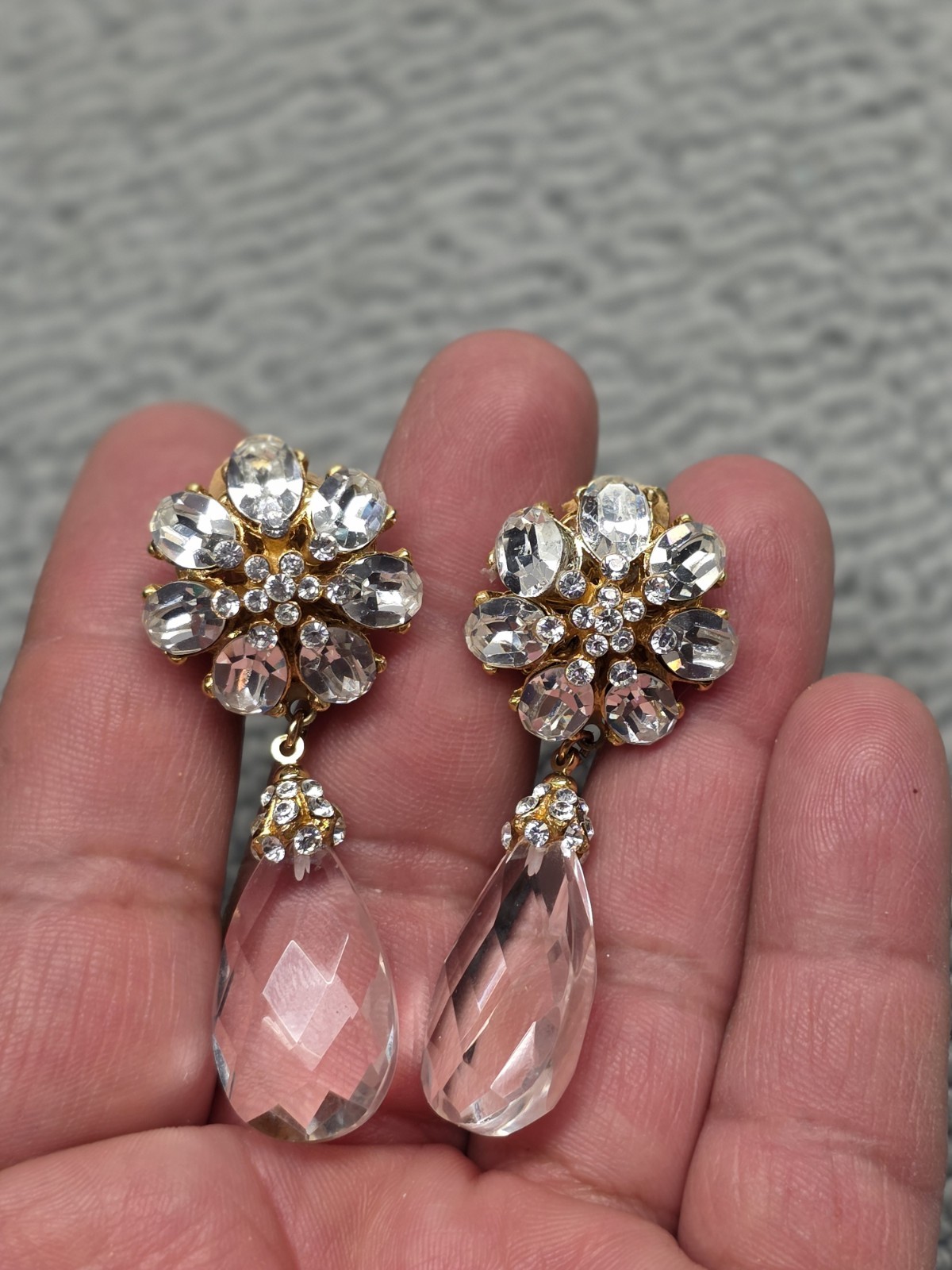Vintage Gold Tone Barrera Floral Rhinestone Cluster with Crystal Prism Drop…