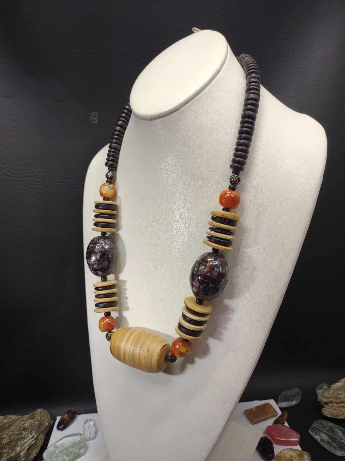 Vgt NEEDS REPAIR Boho Chunky Wooden Inlaid Abalone Shell Mosaic Beaded Necklace