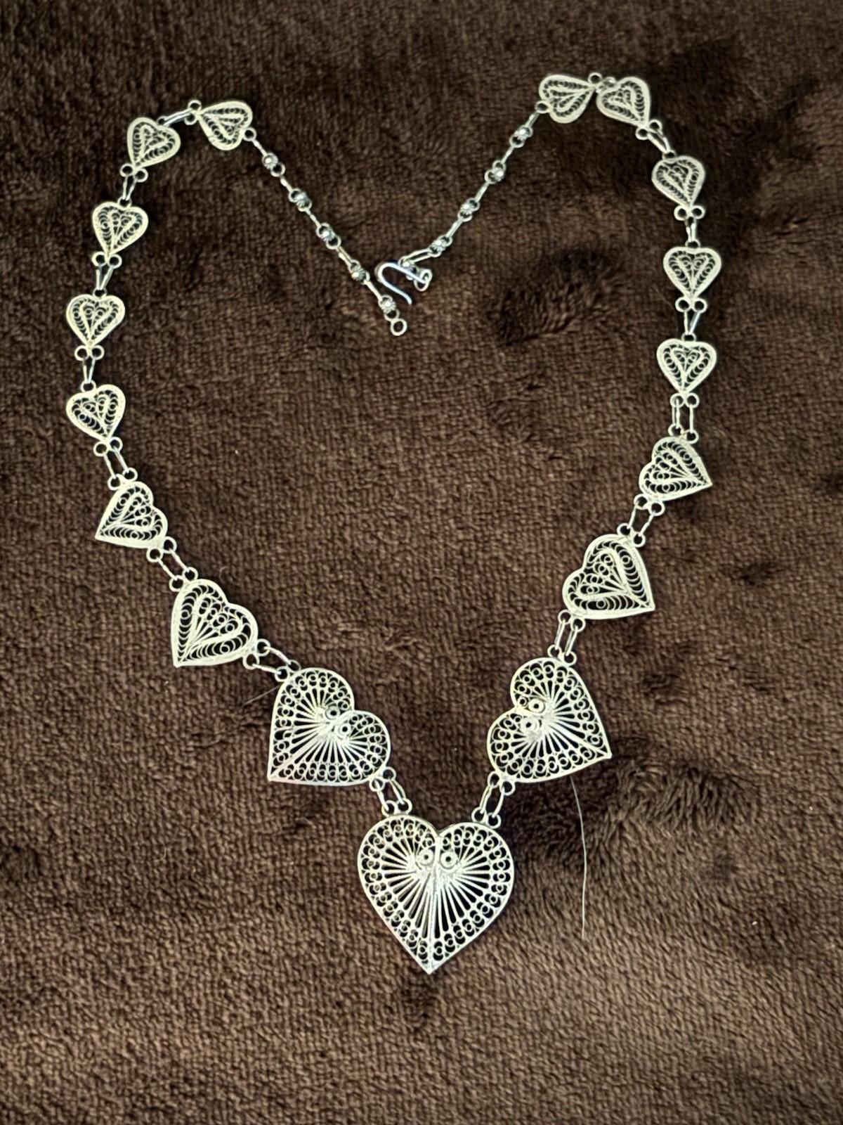 Filigree Hearts Sterling Silver Necklace Graduated VTG Cannetille Wire 18in