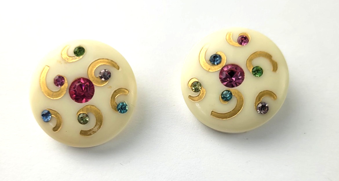 Vintage Multicolor Rhinestone Clip On Earrings Round Off White Gold Tone Accent