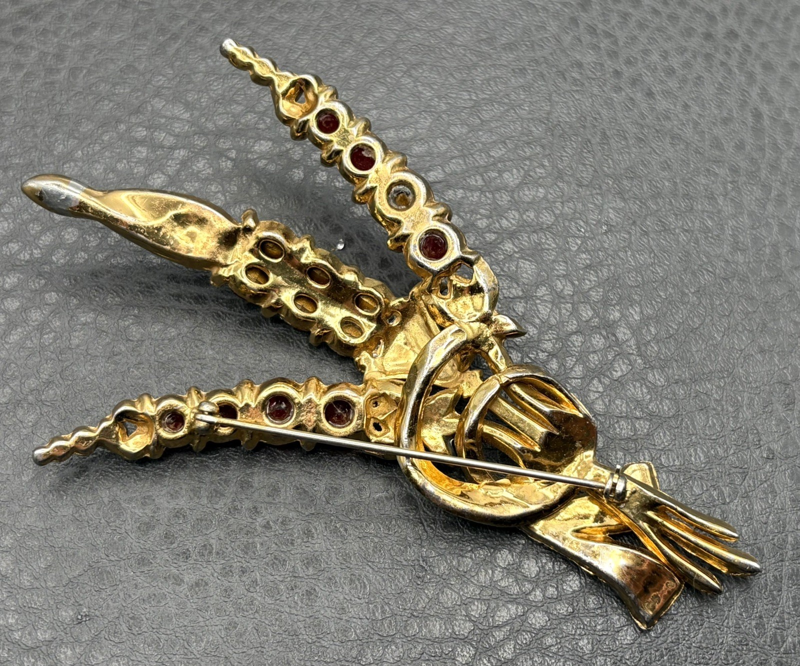HUGE 4.5” Figural Red Rhinestone Gold Plated Pot Metal Flower Bouquet Brooch