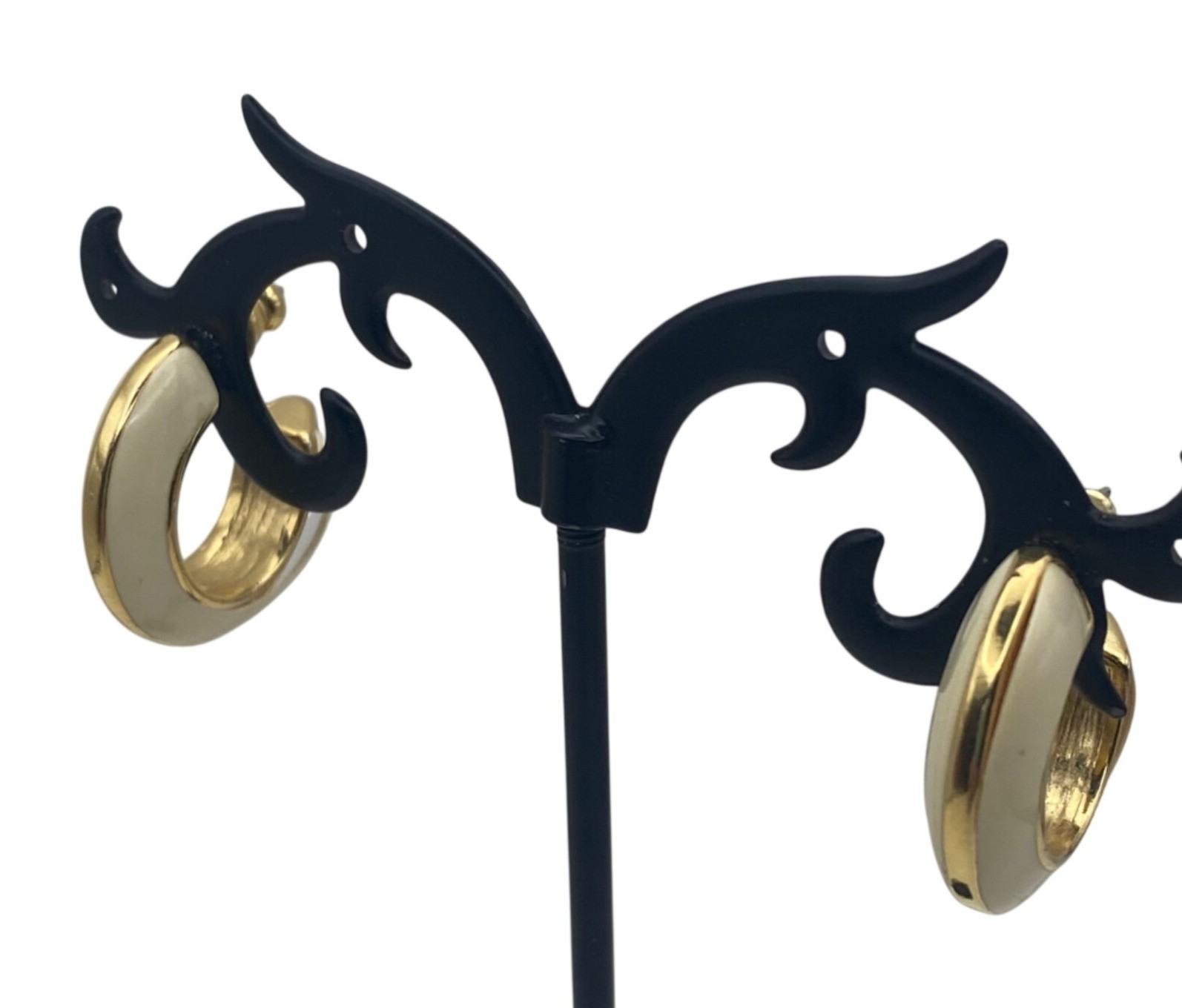 Vintage Trifari Ivory Gold-Tone Hoop Earrings Pierced Classic Puffy Corpcore