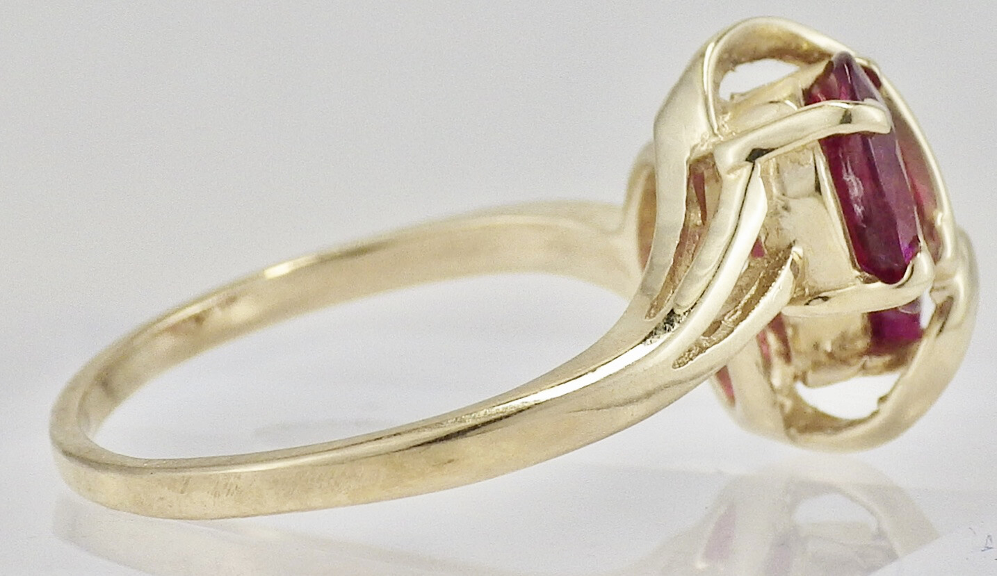 Vintage 14K Yellow Gold Double 7MM x 5MM Oval Ruby Ring Size 6 1/4