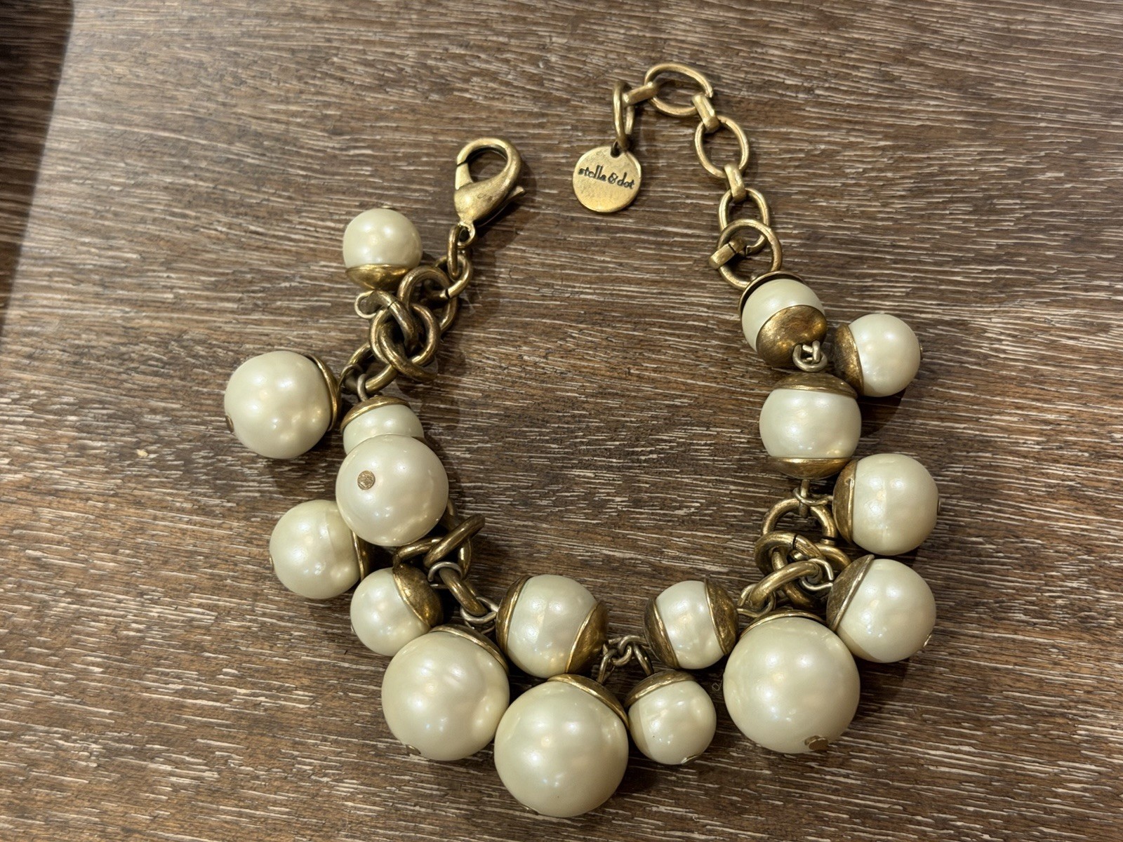 STELLA & DOT DAPHNE FAUX PEARL BEAD CHA CHA 9.5″ BRACELET MCM GOLD CHAIN LINK EU