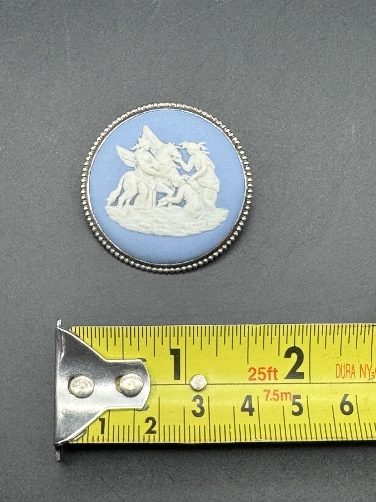 Wedgwood Jasperware Blue Round Brooch Silver Frame Pegasus England S67