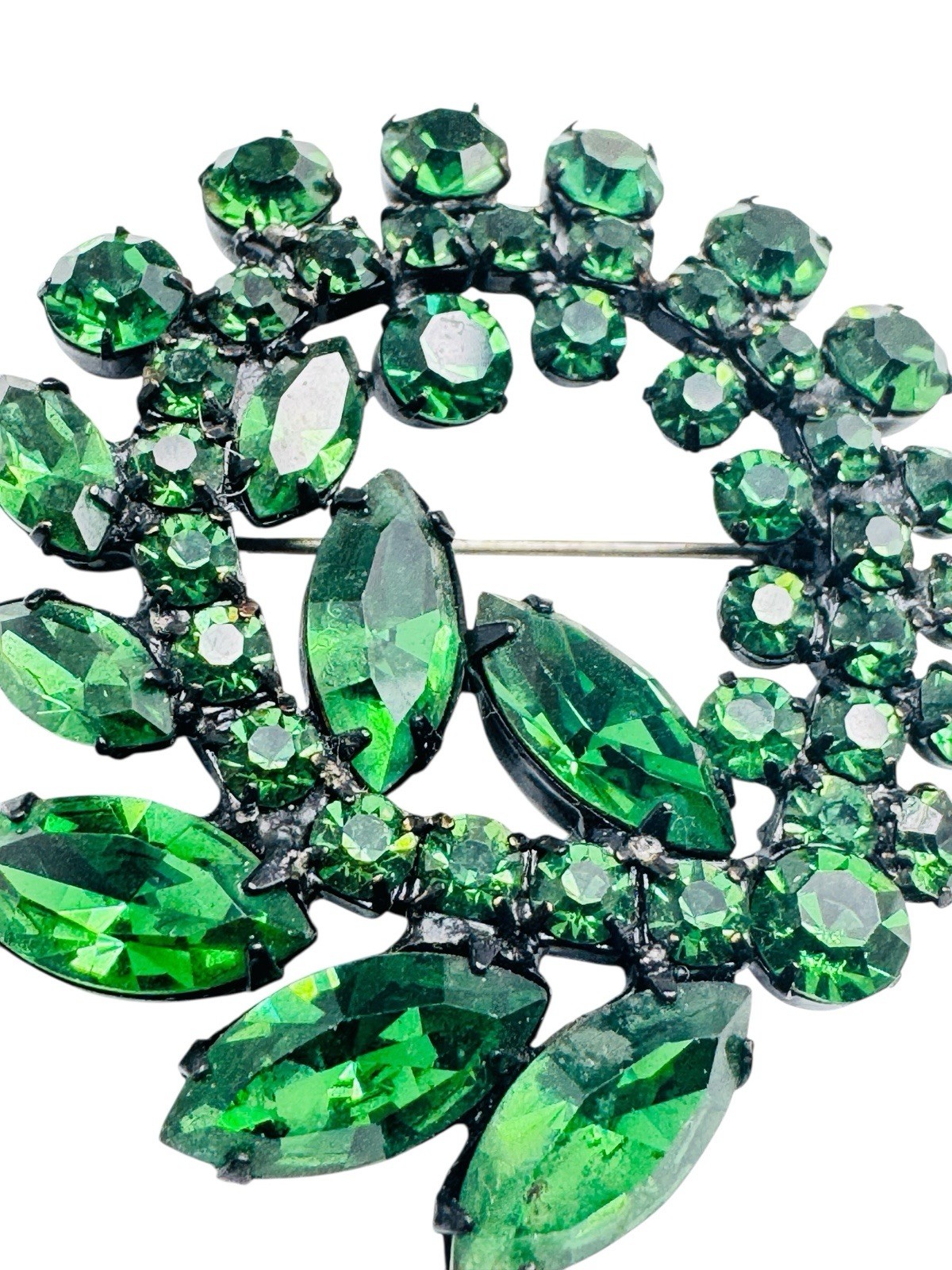 Vintage Weiss Signed Dark Green Rhinestone Brooch Pin Nice