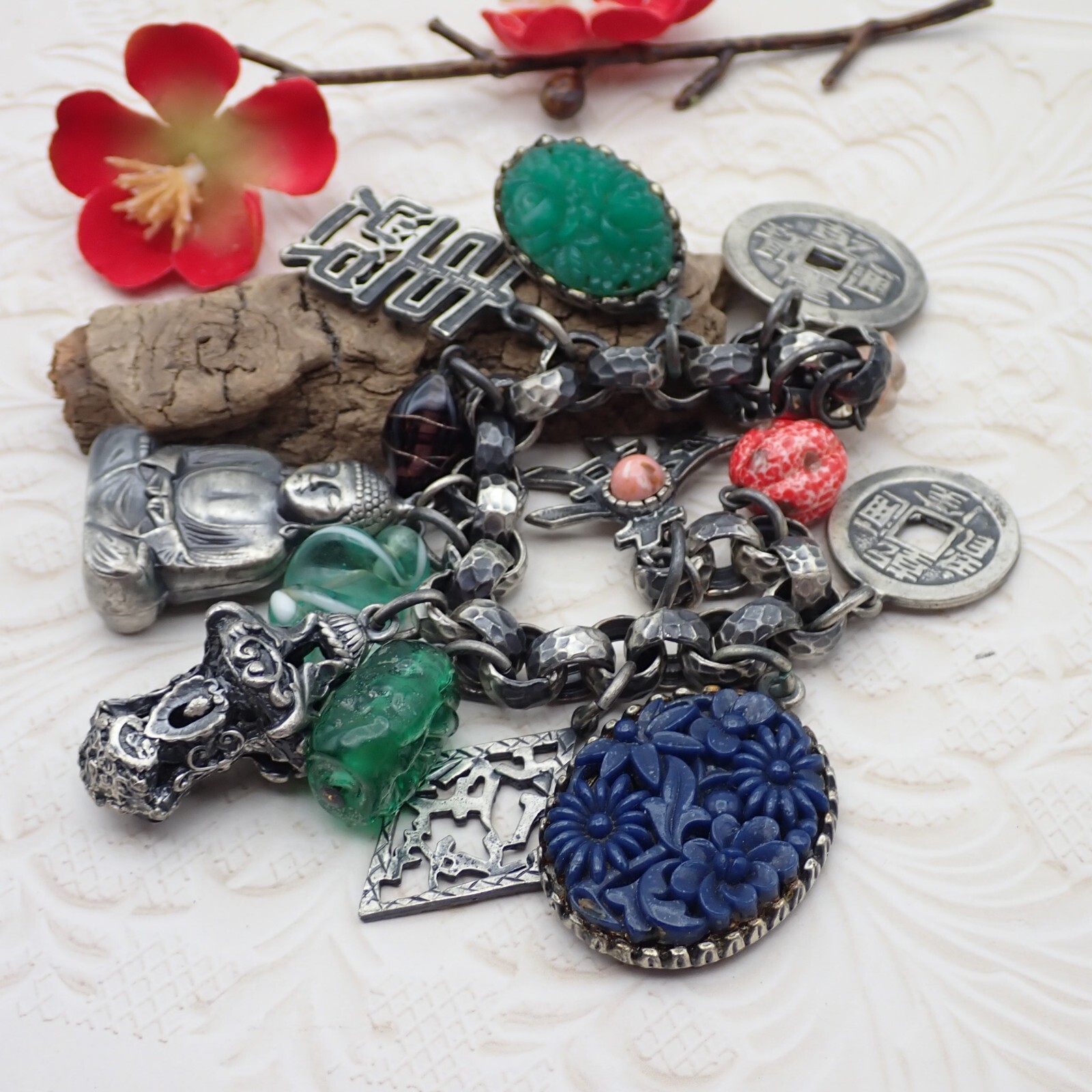 VTG Germany Unsigned Napier Buddha Shangri-La 7″ 14 Charm Chunky Bracelet