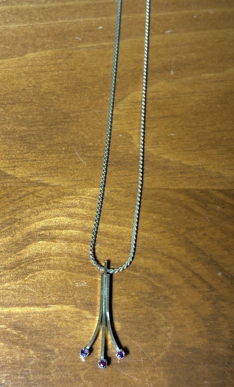 Vintage Avon 1978 1/20 14K Gold Filled 17” Ruby Pendant Necklace Signed