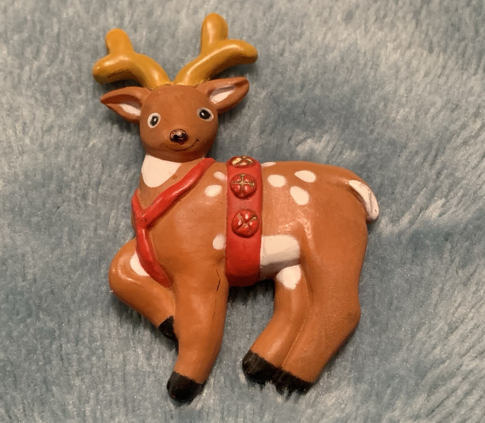 Vintage Fun World Division Adorable Christmas Reindeer Brooch/Pin