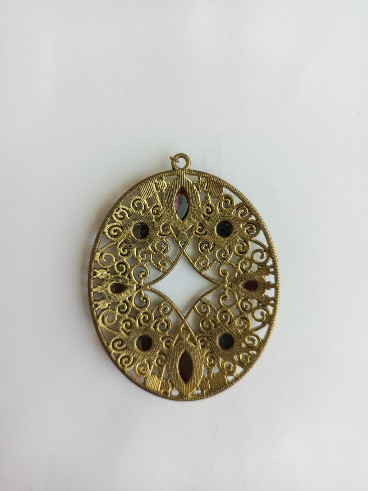 Vintage large Gold Tone, Red Purple Green Blue bead pendant Necklace Accessories
