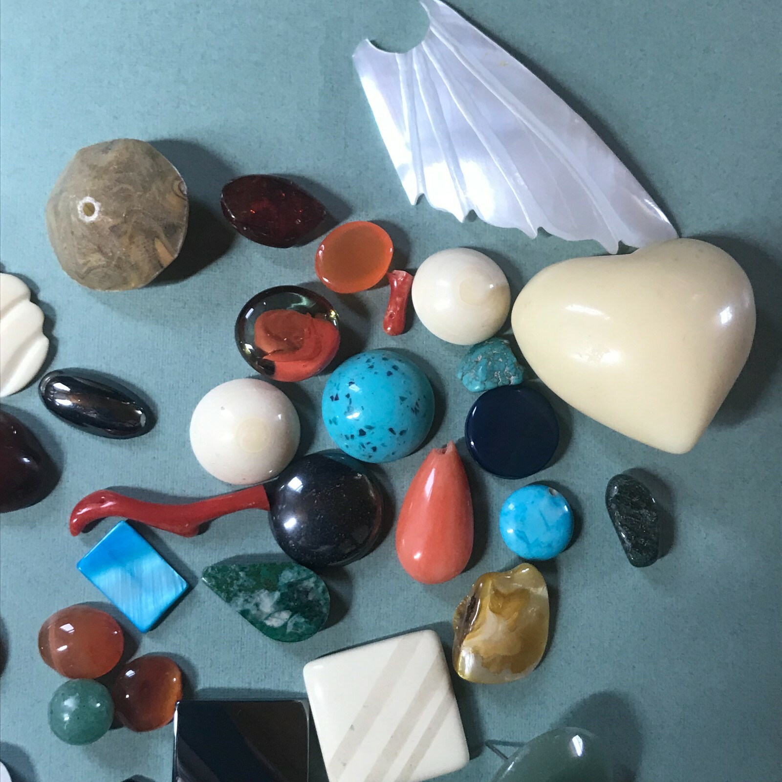Mixed Lot of Vintage to Now Plastic Stone Carved & Note Cabs for Use in Jewelry