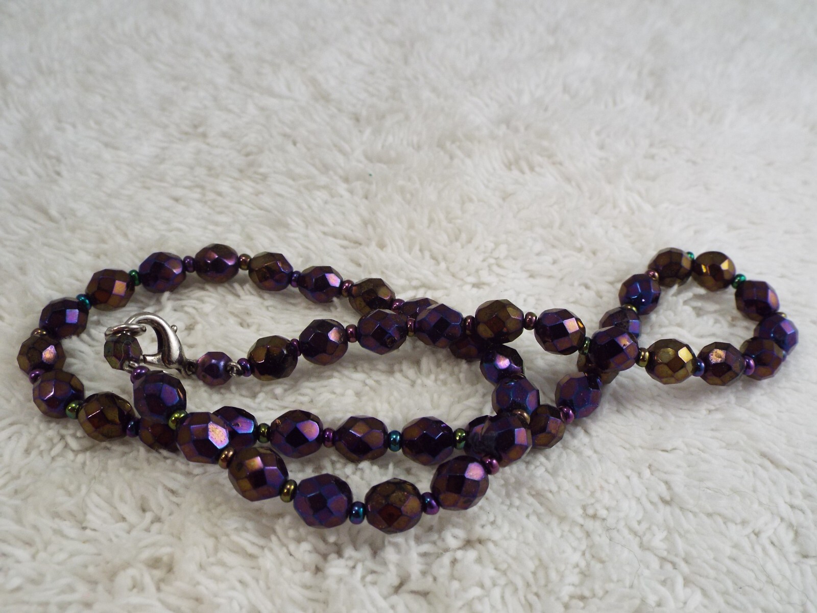 Purple Peacock Glass Bead Necklace (F27)