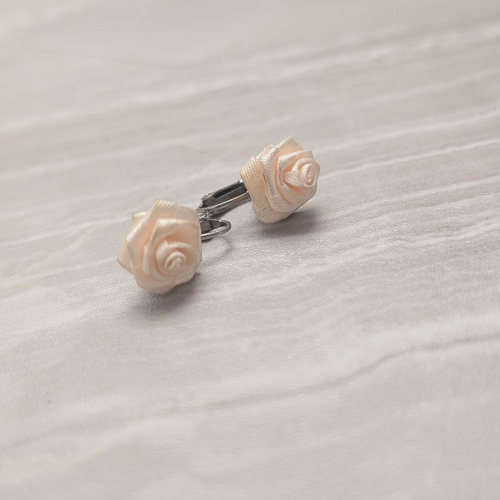 Vintage Clip On Earrings Very Light Peachy Pink Fabric Rose