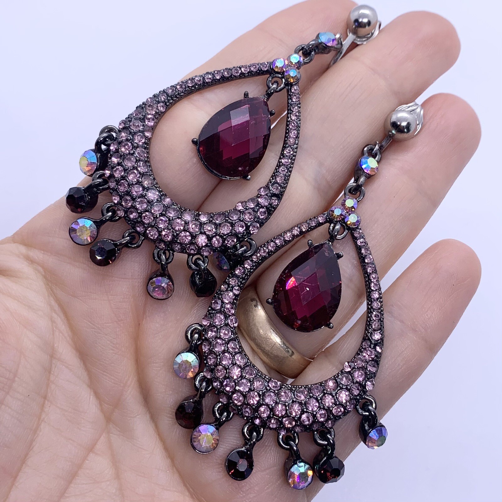 VTG PINK PURPLE PAVE CRYSTAL GUNMETAL BIG CHANDELIER HOOP EARRINGS DANGLE CLIPON