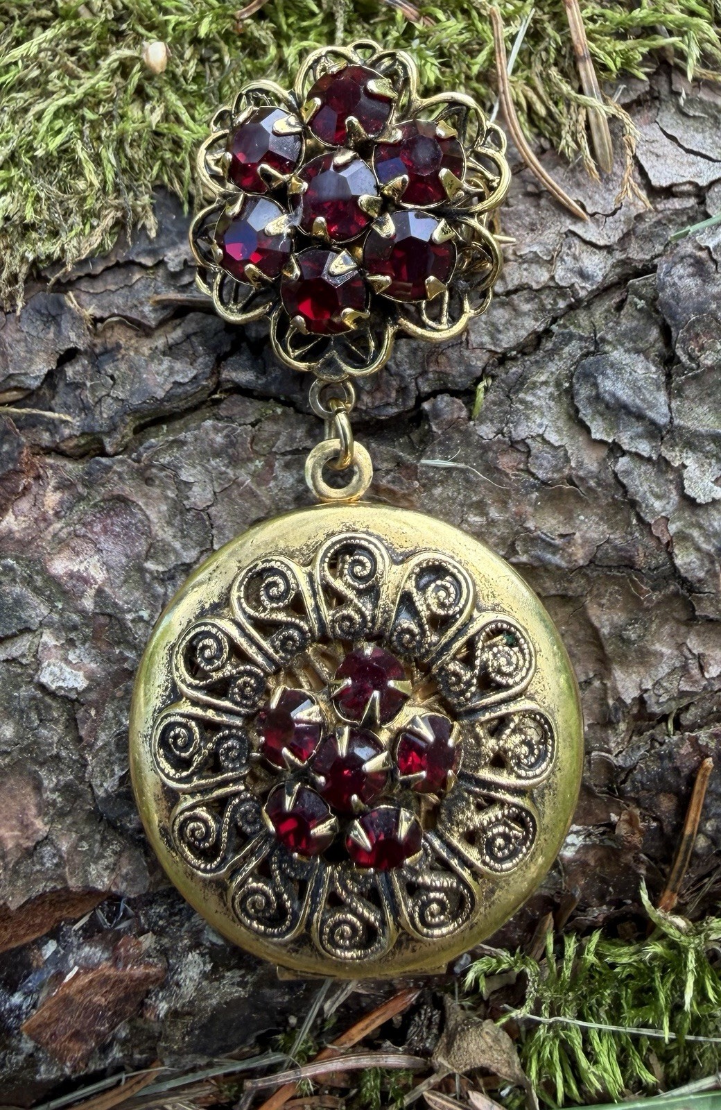 Vtg Brooch Victorian Revival Dangle Locket Gold Tone Red Garnet Rhinestones