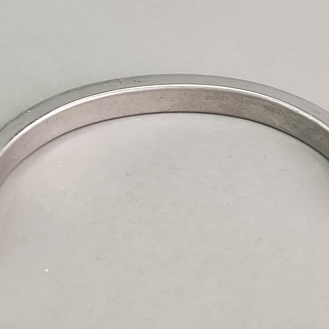 Vintage Etched Hinged Bangle Bracelet 5mm Silver Tone 6.25″