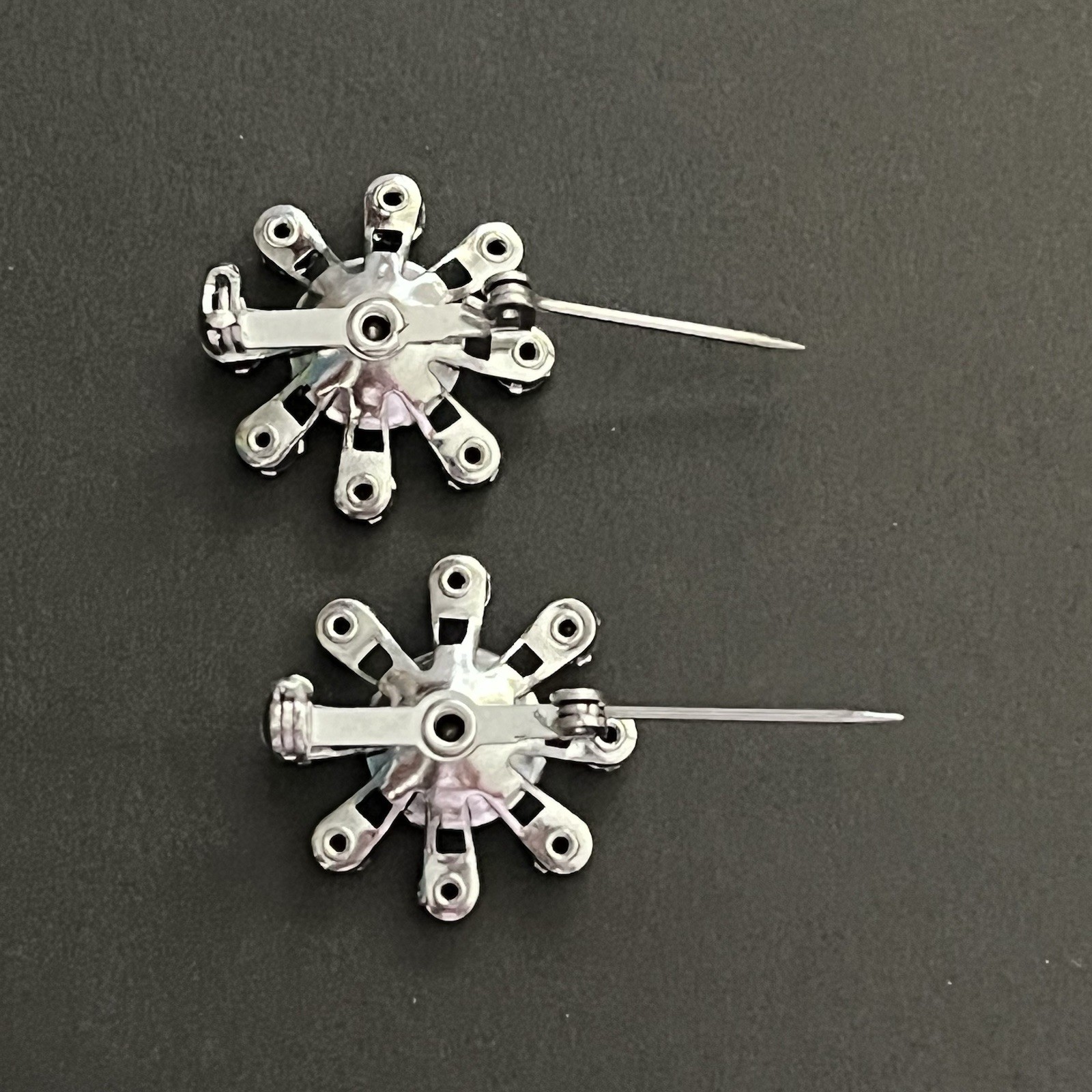 Vintage Set Of 2 Light Blue Rhinestone Silver Tone Cluster Prong Scatter Pins