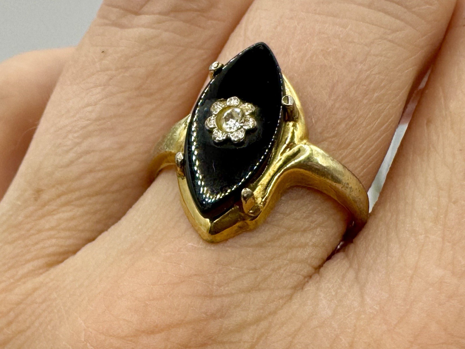 Vintage 14k GE Gold Art Nouveau Black Marquise Onyx Stone Rhinestone Ring Size 8