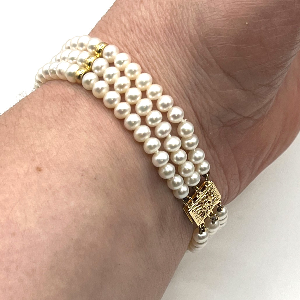 Estate Pearl Bracelet Sz 6.5 Triple Strand 4mm Push Clasp 14K Gold Clasp Spacers