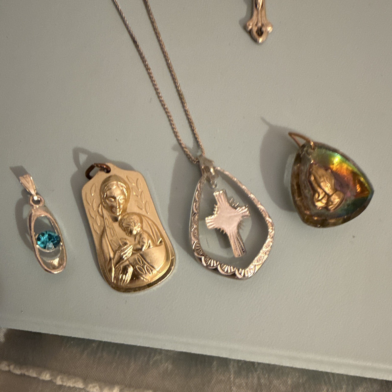 Mixed Lot Religious Jewelry 6pc Necklace Pendants Rosary Pin Silver Gold Metal