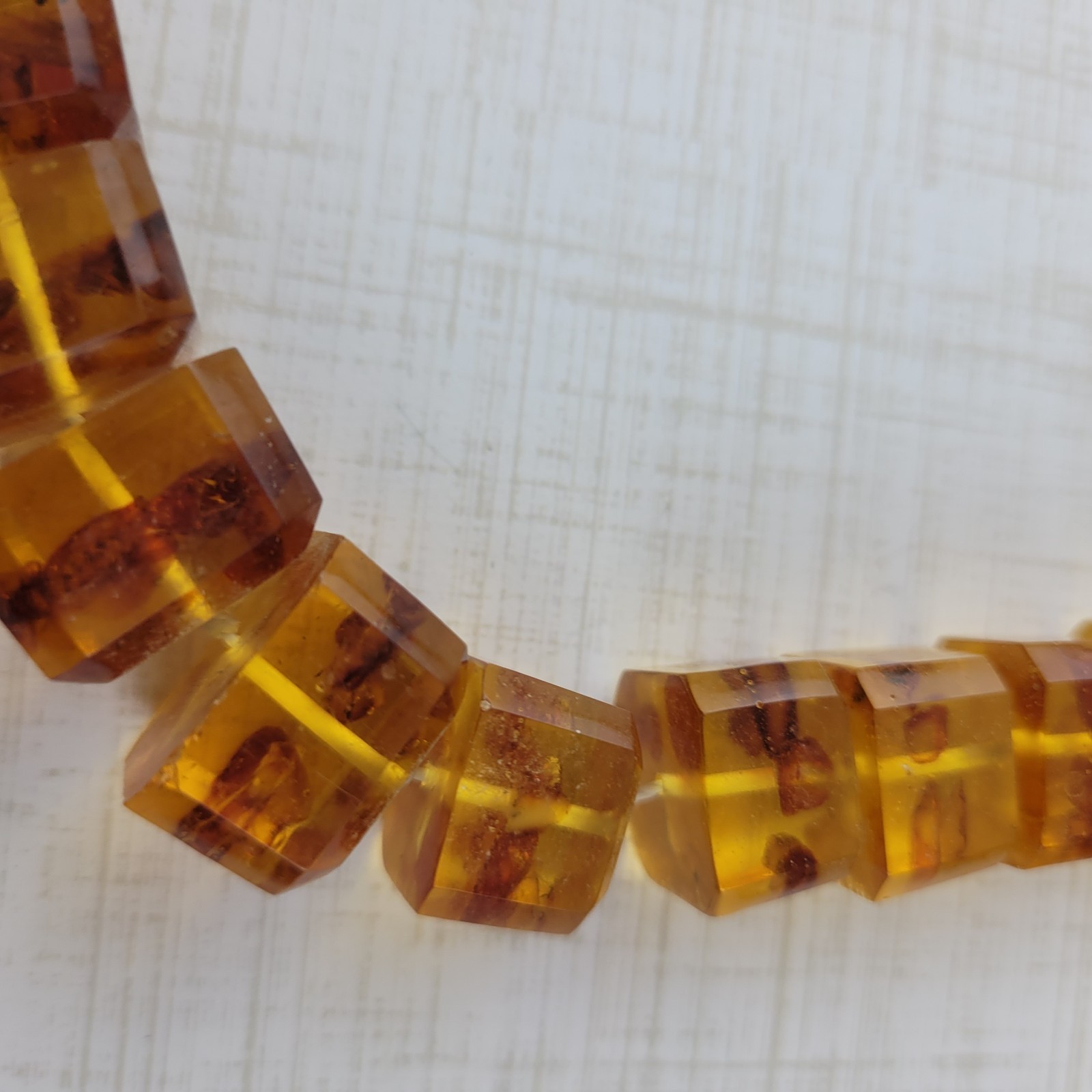 Vintage Faux Amber Golden Honey Chunky Cube Graduated Bead Necklace 28″ READ