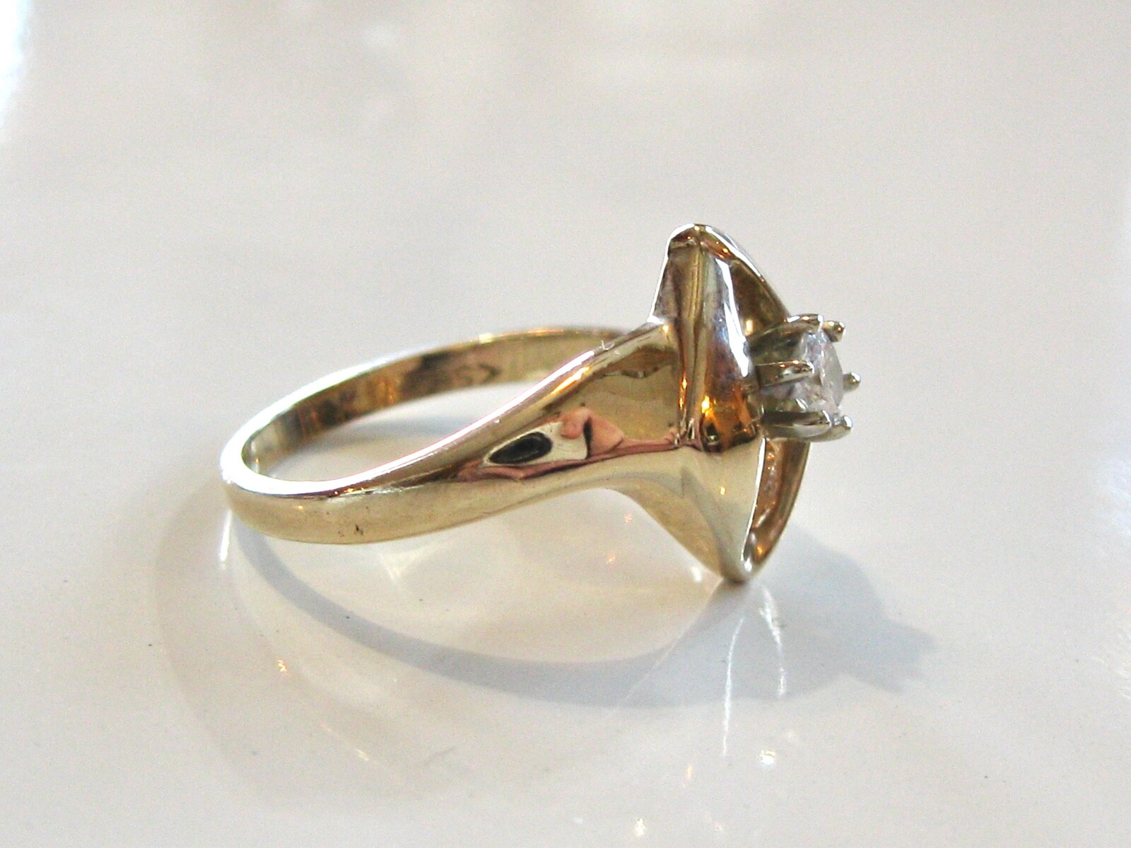 VINTAGE MOD RETRO DIAMOND ENGAGEMENT PROMISE EVERY DAY RING 14K YELLOW GOLD RING