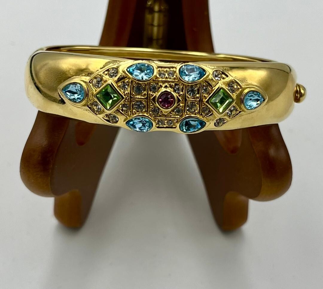 KJL Kenneth Jay Lane Jeweled Gripoix Glass Cabochon Bangle Cuff Bracelet
