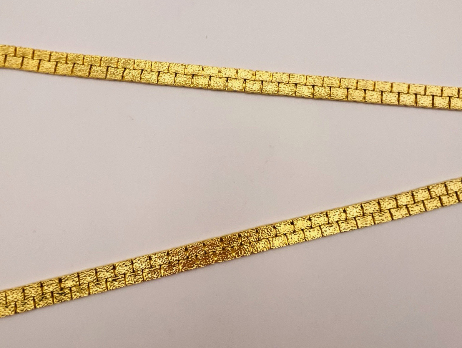 Vintage Gold Tone Smooth and Textured Wide Chain Necklace 24″ Statement