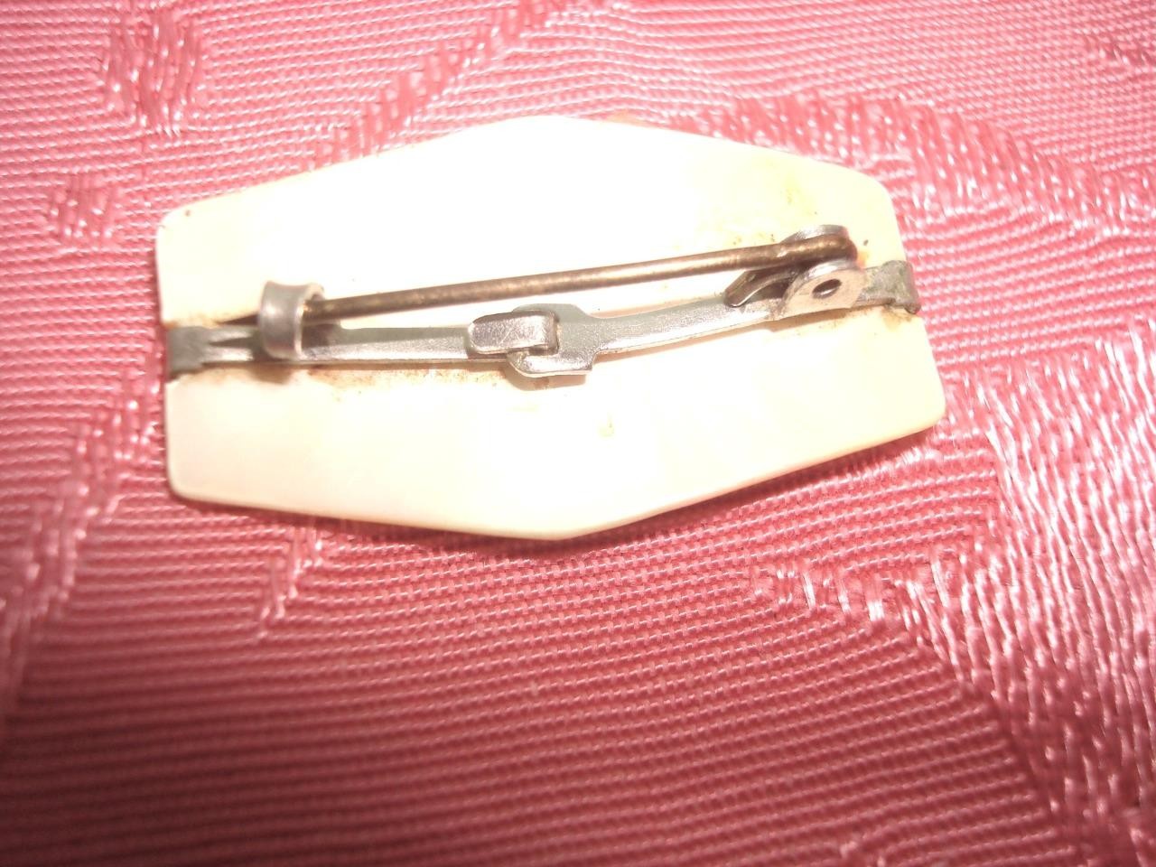 Vintage Art Deco Mother of Pearl Shell and Chrome Pin Brooch 3/4 x 1 1/4 In. KJ