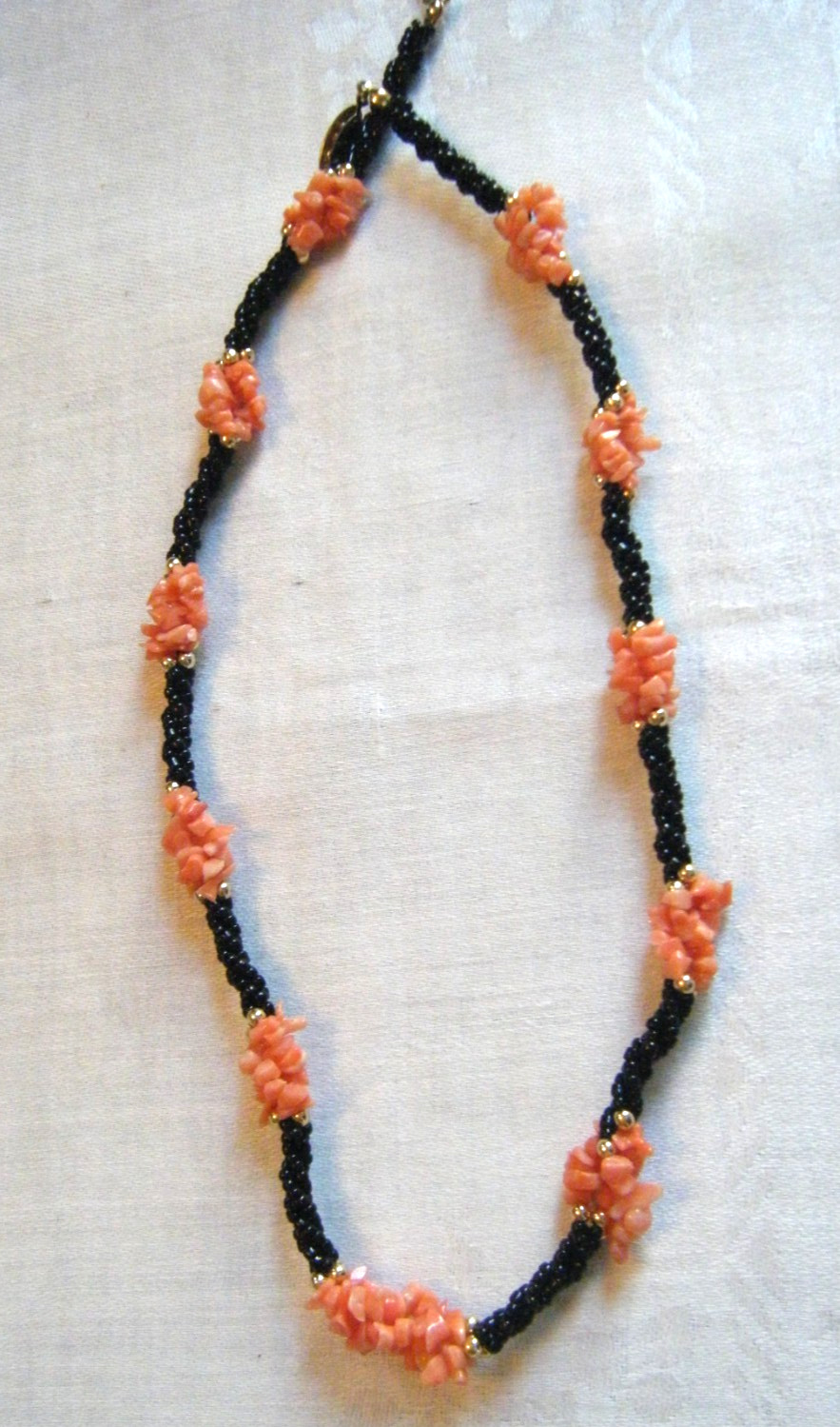 Vtg Necklace combo coral salmon color & with black onyx multi strands GF clasp