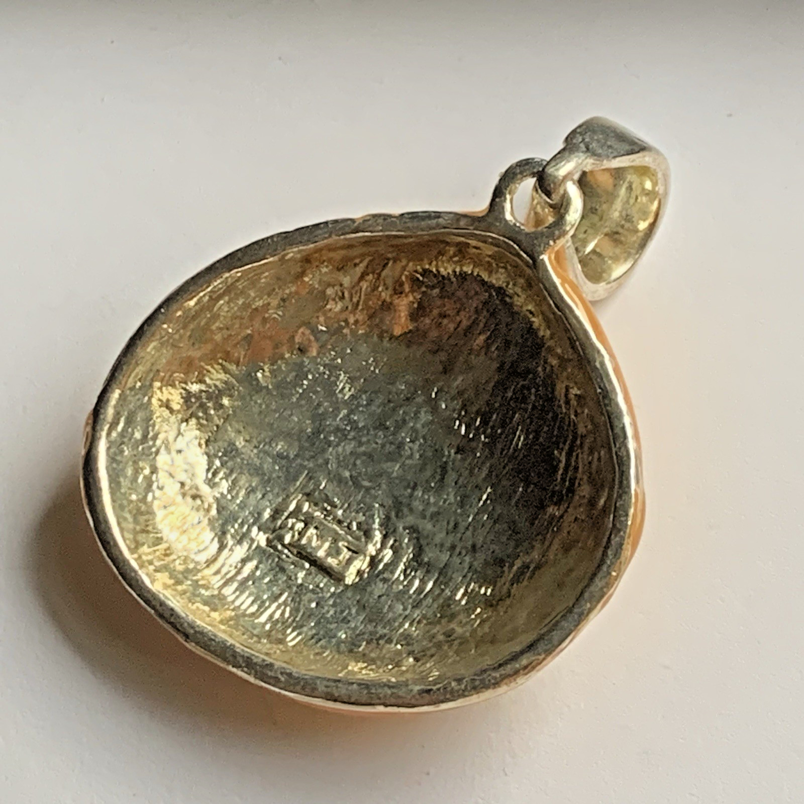 Signed MJ Vintage Silver tone and Orange Sea Shell Pendant Nautical Beach
