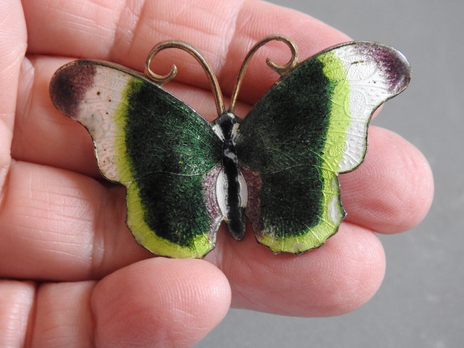 Beautiful green/white/brown ENAMEL BUTTERFLY PIN brooch