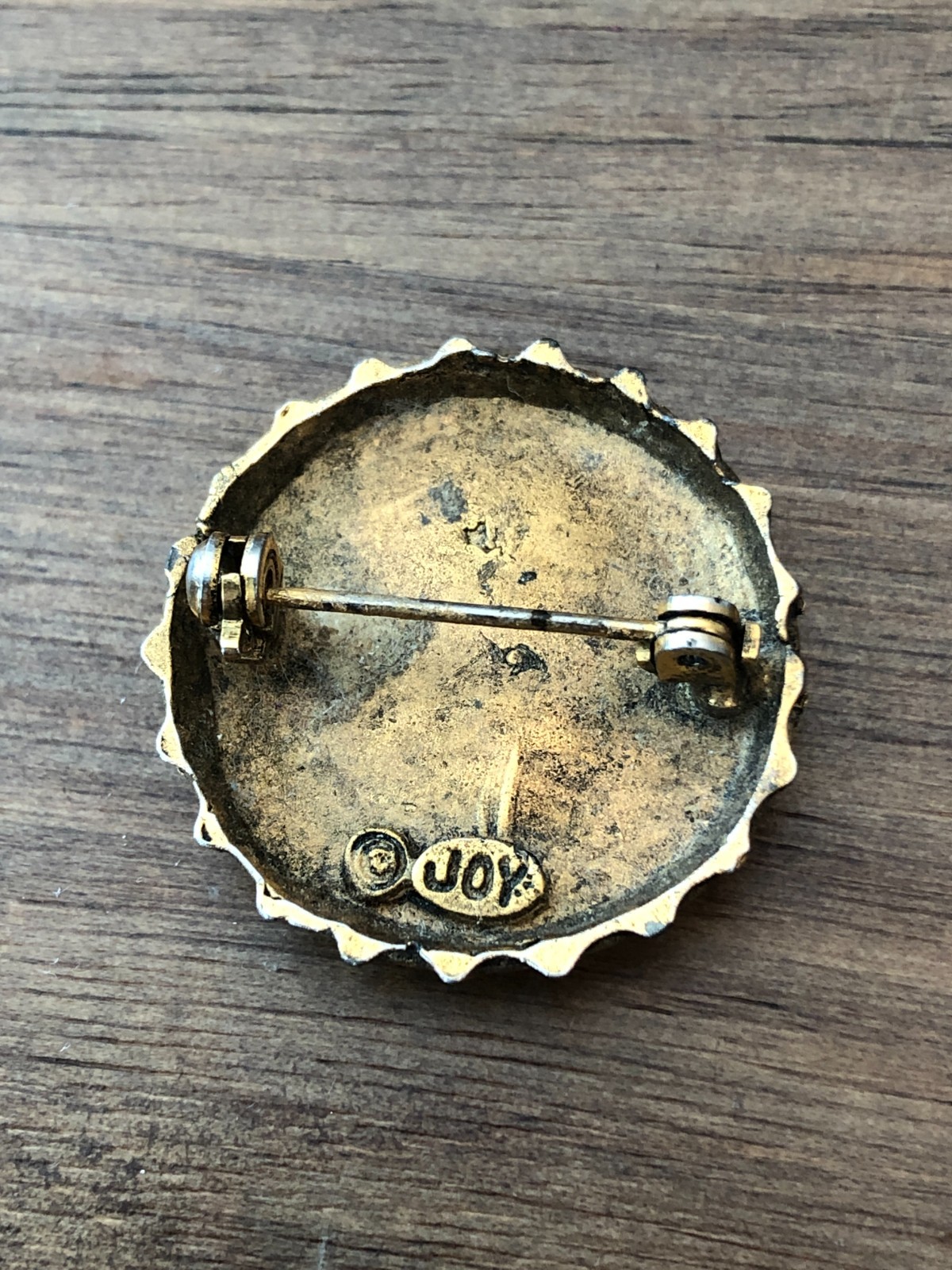 RARE Vintage Pop Bottlecap Pre Les Bernard-Lester JOY Brand Pin Brooch
