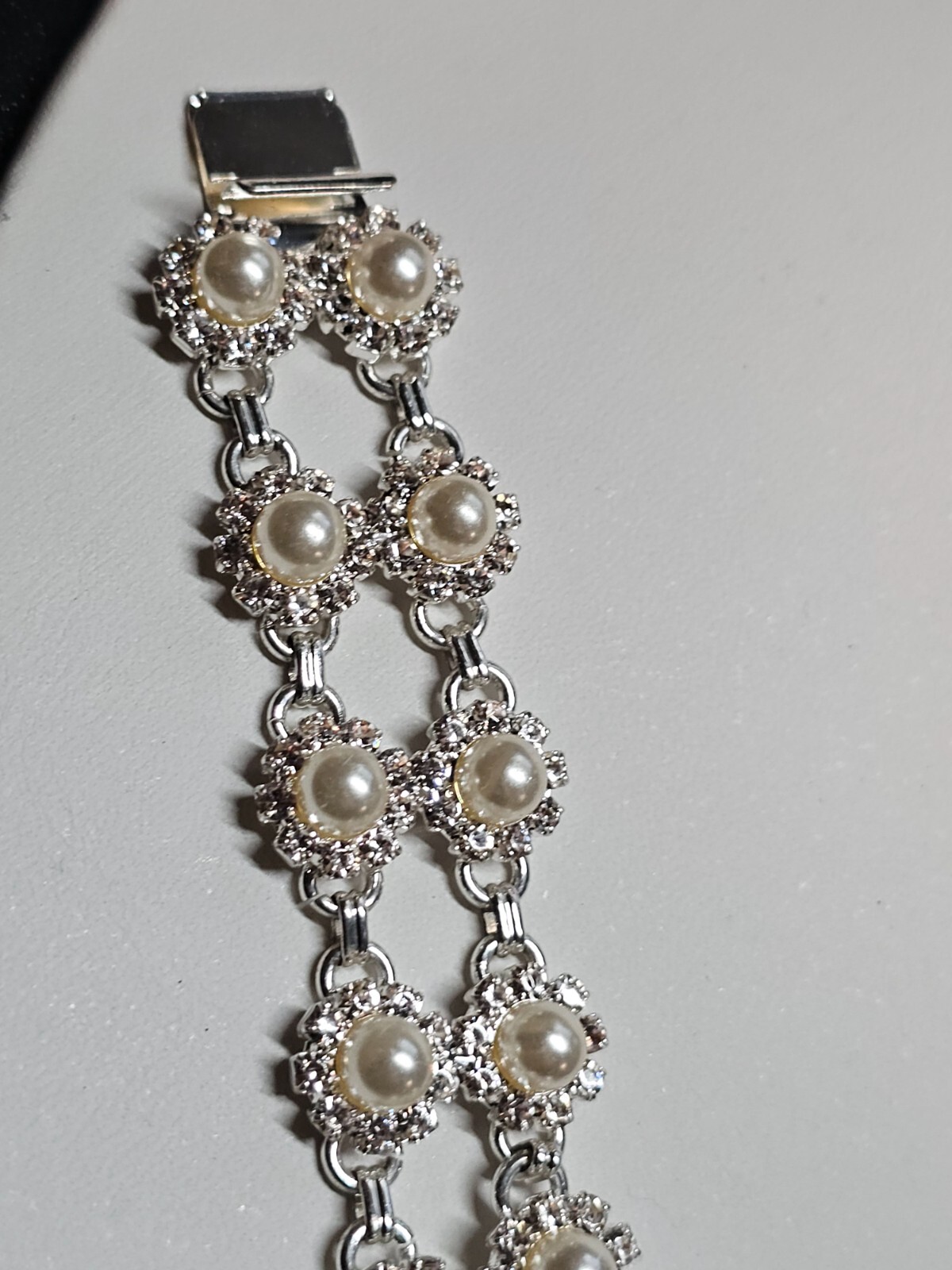 Vtg Faux Pearl Clear Glass Rhinestone Bracelet Great for Wedding!