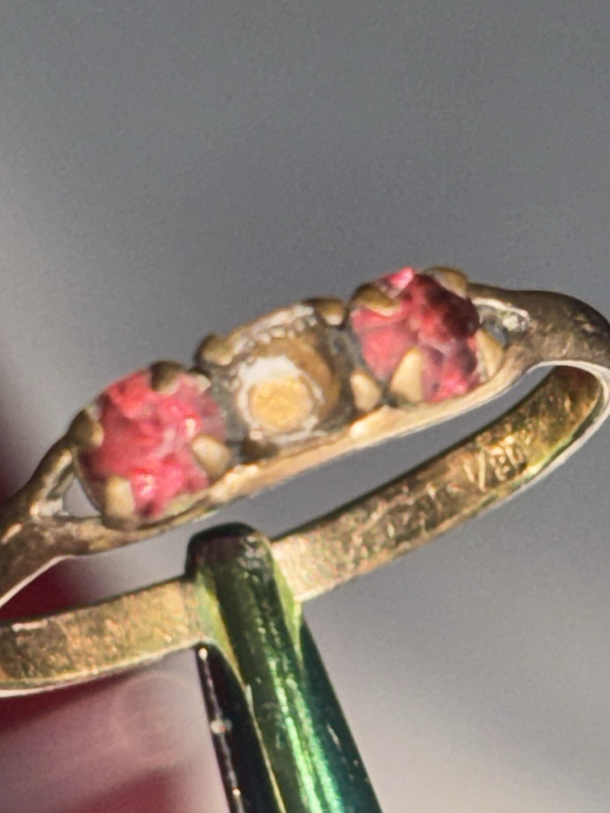 Vintage Gold Filled Ring Red Stones Missing Center Stone Estate Jewelry Size 7