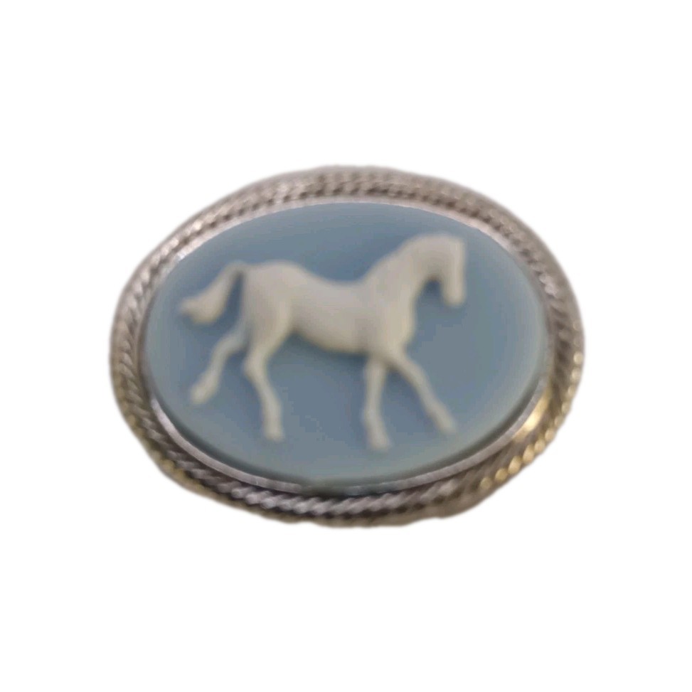 Vintage Blue Cameo Horse Brooch Silver Tone Equestrian Jewelry 1 1/4 in By 1 in