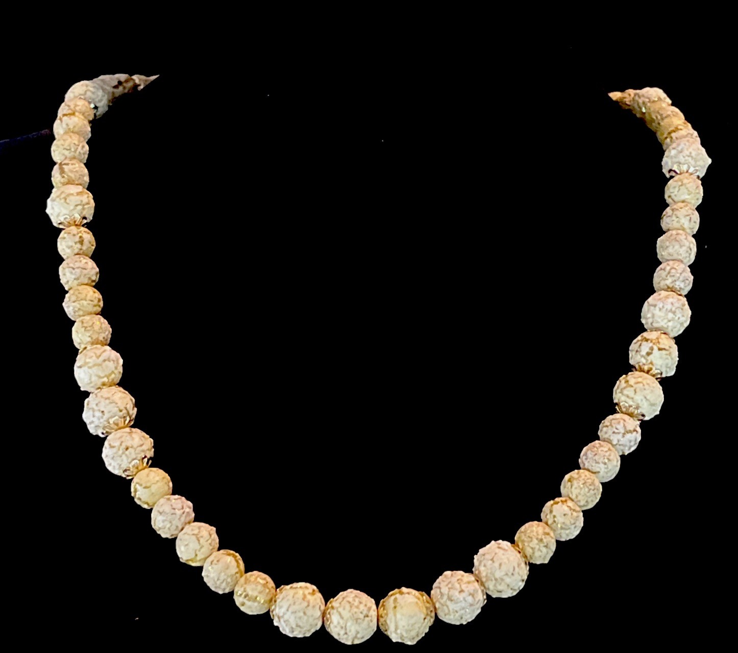 Vintage Lemon Chiffon Popcorn Bead Necklace 23 Inch