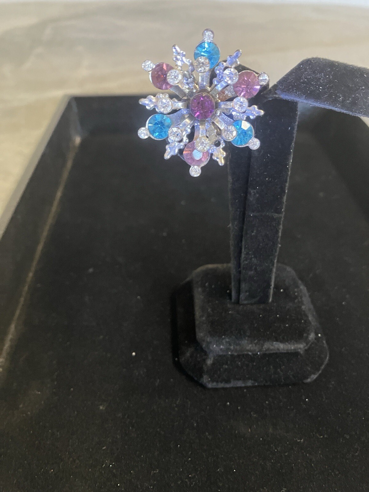 blue and purple rhinestone brooch vintage Silver Toned