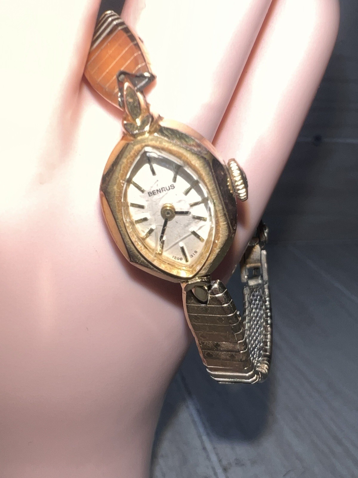 BENRUS WOMENS VINTAGE MANUAL WIND WATCH 14K G.Electroplate Face 10k GF BAND MCM