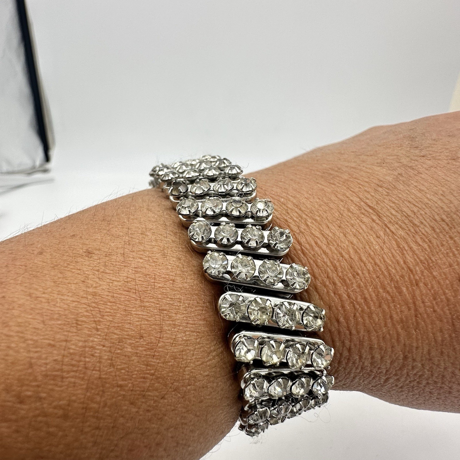 Vtg 40s Expansion Bracelet Accordion Silver Tone Rhinestone Sweetheart Style